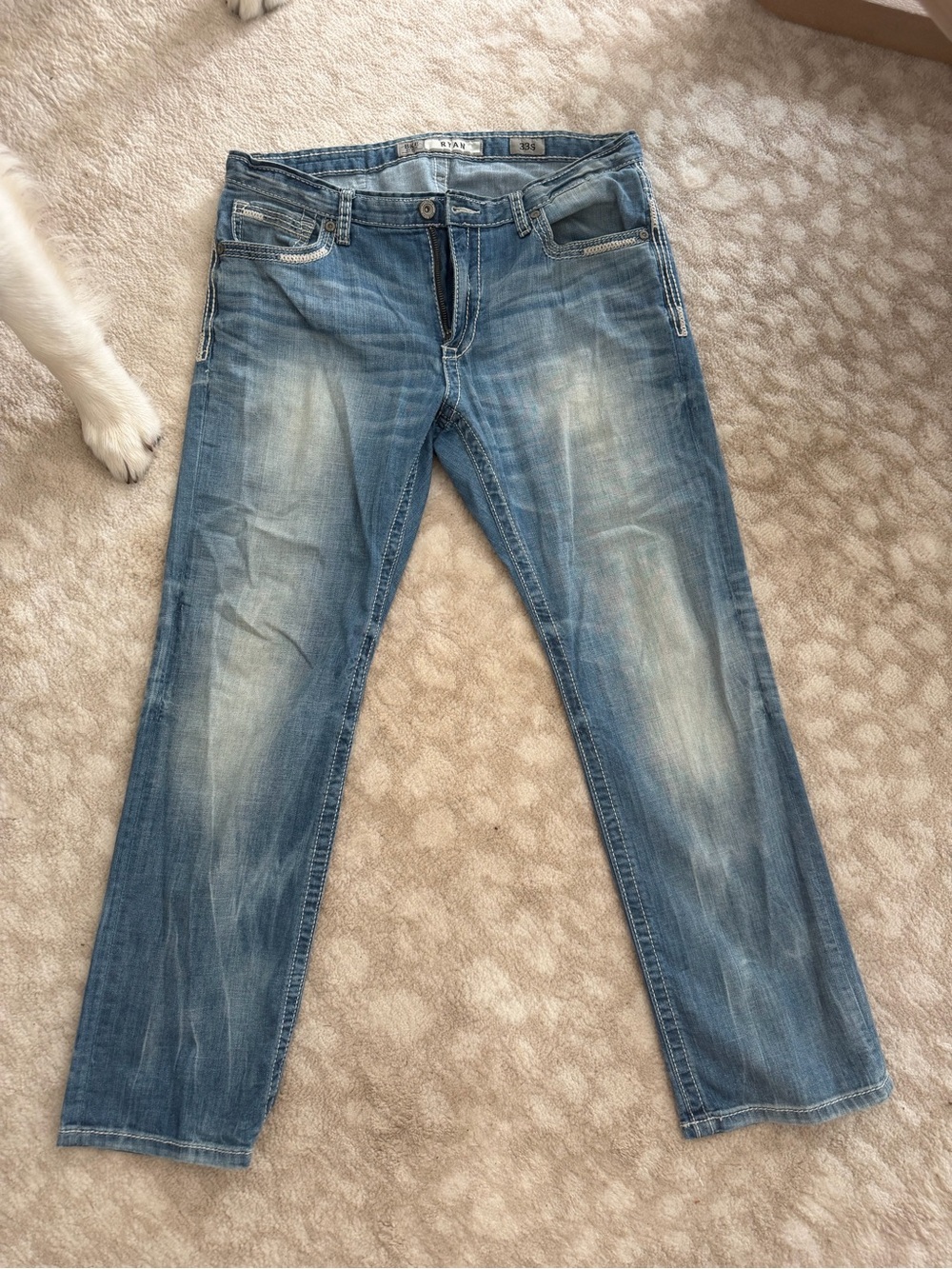 Buckle Men’s Light Blue Straight Jeans